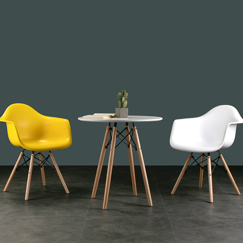 �������e��