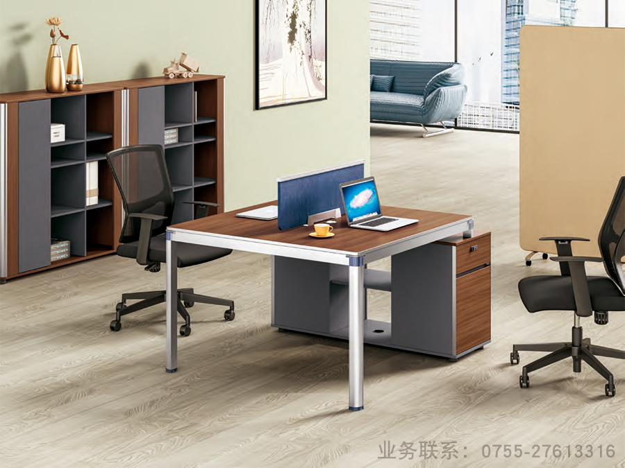 �����k����